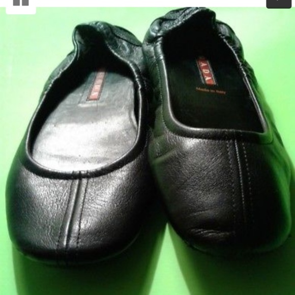 Women's authentic PRADA Black Leather Driving Sole - Picture 6 of 8